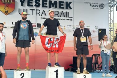 Yarışmak mı istiyorsun?